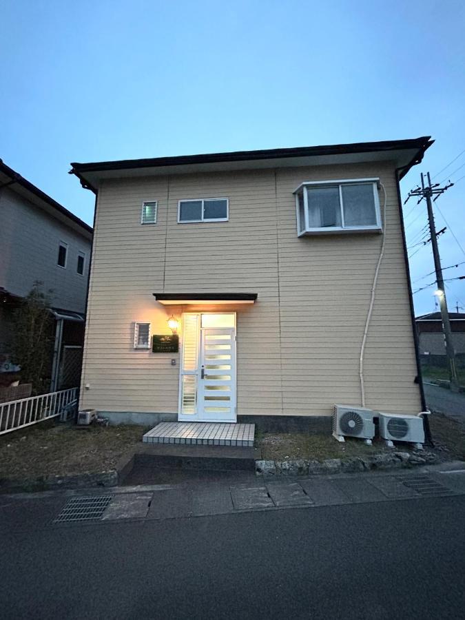 高島市一棟貸切別荘: グループ・ファミリー向け連泊割引 Takashima